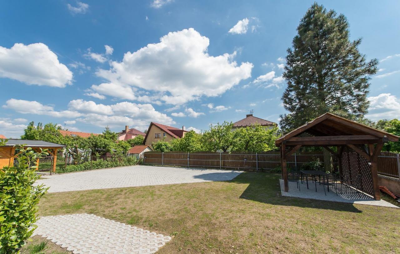 Penzion Leknin Trzeboń Zewnętrze zdjęcie